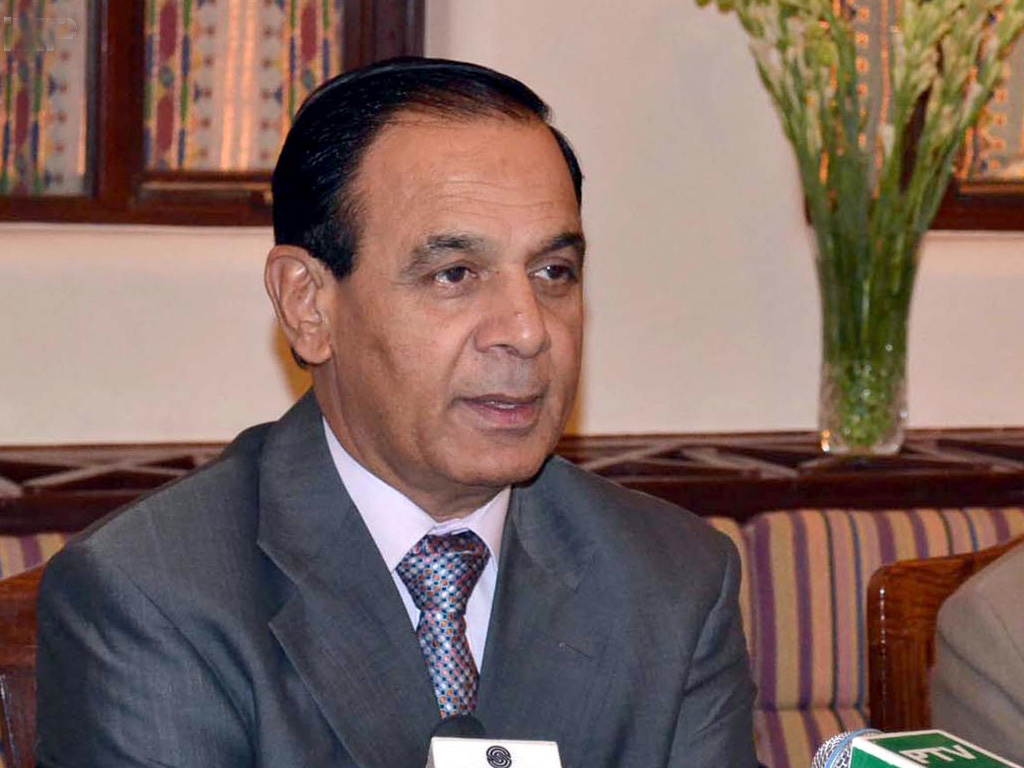 qamar-zaman-chaudhry1024