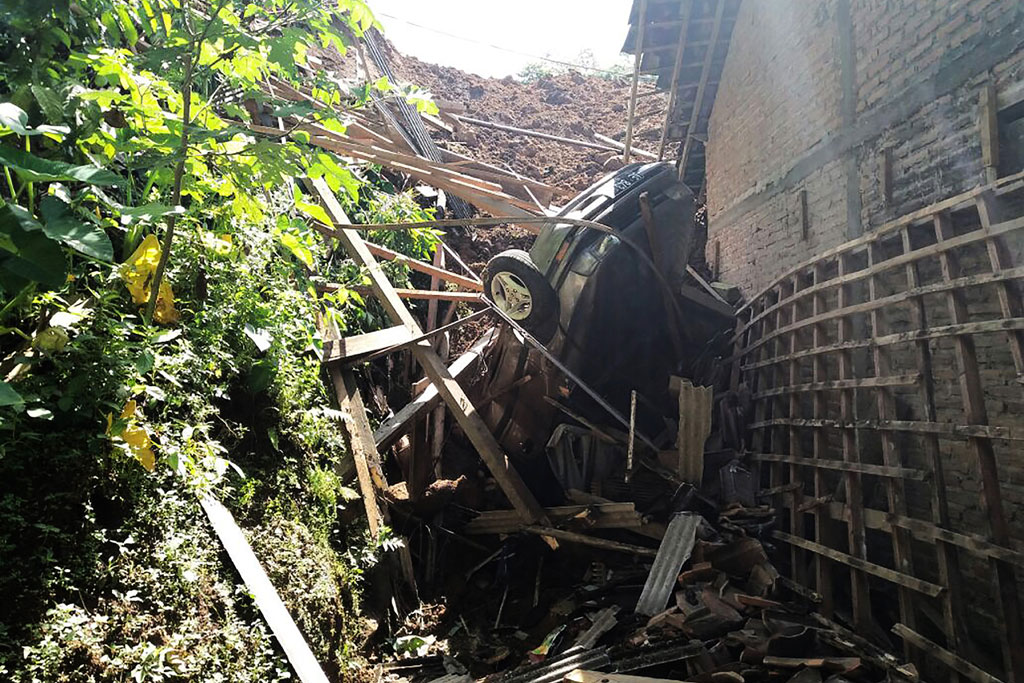 indonesia-landsliding-1024