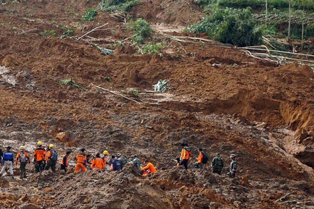 24 dead in Kyrgyz landslide World Business Recorder