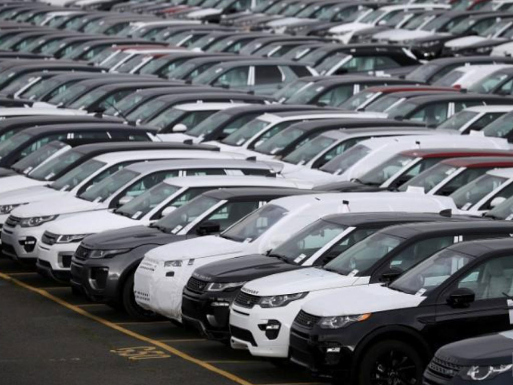 Russia car sales in March up 4pc yr/yr Business & Finance Business