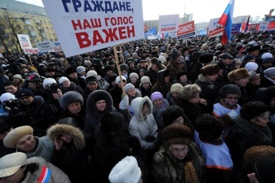 thousands_protest