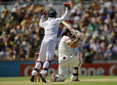 Australian-batsman 400