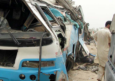 bus accident 400