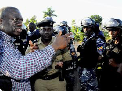 Kizza Besigye