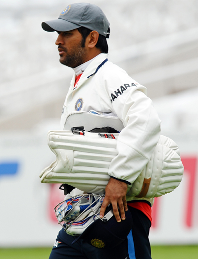 dhoni