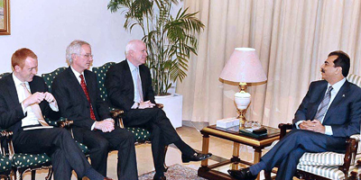 Gilani_John mcain