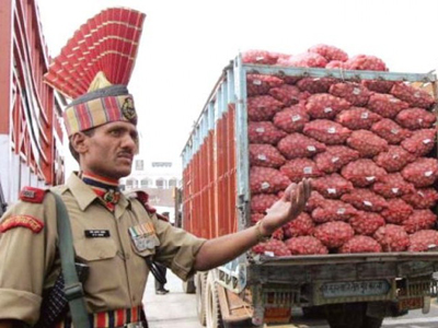 Wagah_border_trade