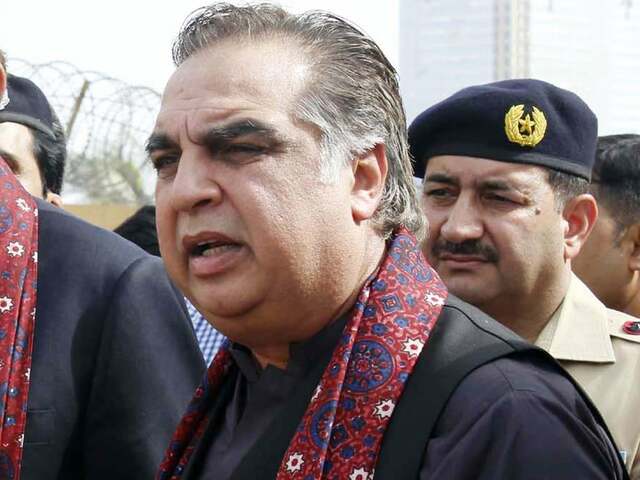 Pakistan Ismail Ror Imran Ismail arrested in Karachi - Pakistan - Business Recorder