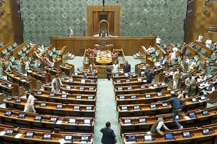 Nearly 100 MPs barred from Indian parliament session Nearly 100 MPs barred from Indian parliament session