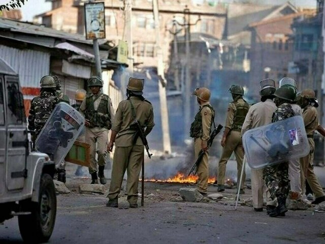 Three Indian soldiers killed in IIOJK gunfight