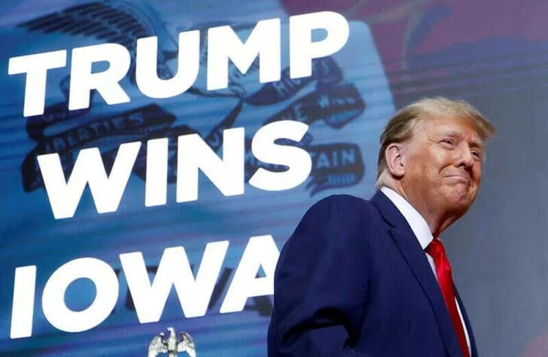 Trump wins Iowa caucus, DeSantis edges Haley for second