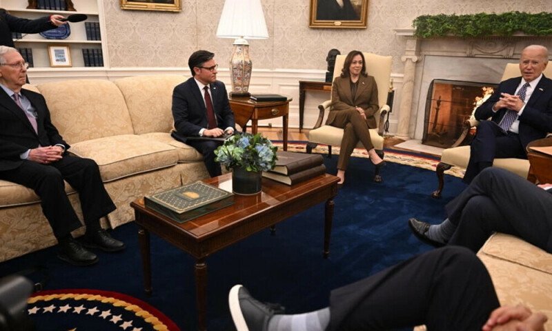 Biden warns of &lsquo;dire&rsquo; Ukraine fate in White House showdown