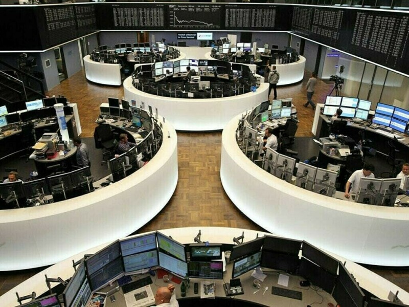 European shares edge higher as investors eye US trade signals