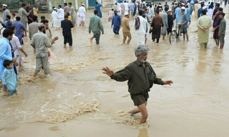 Flash floods, landslides expected: Rain spell, gusty winds, & thunderstorms likely to sweep across country