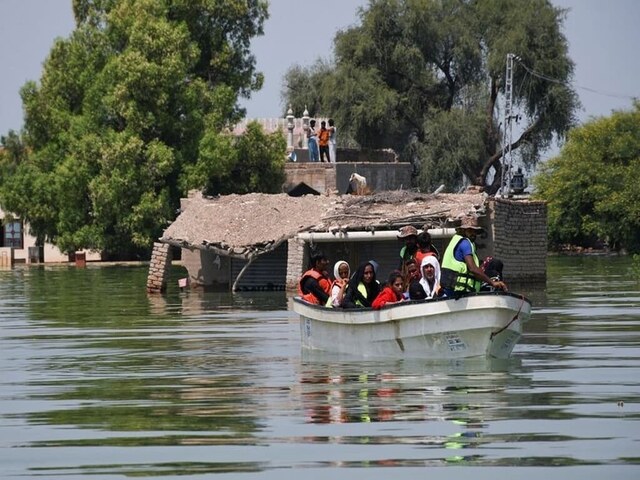 Lahore admin on high alert after flood warning