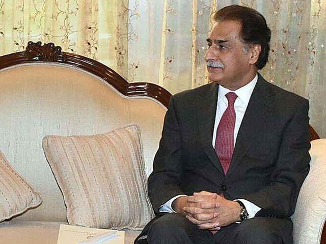 Speaker discusses promotion of peace with Uzbek counterpart