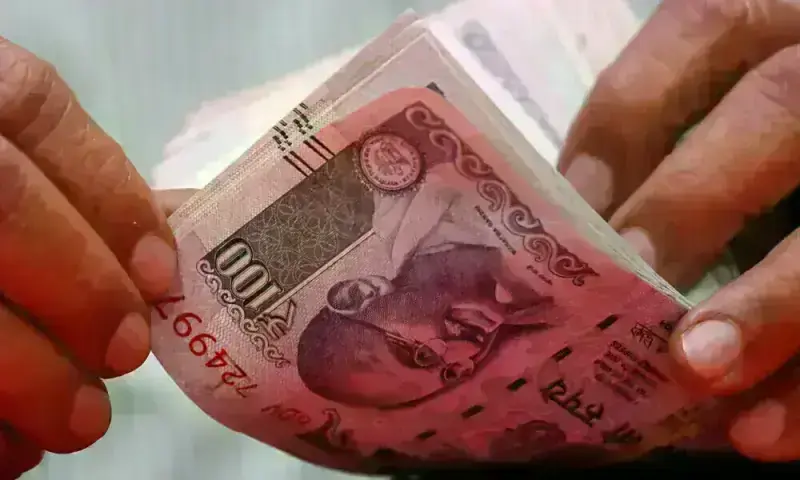 India bonds end flat, short-sellers in active zone