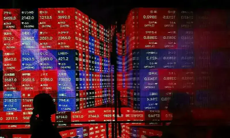 Asian markets make tepid gains as US shutdown set to end