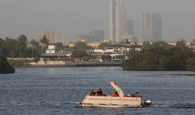 Cabinet approves Gwadar-Oman ferry service