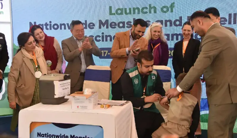 Pakistan vaccinates over 33 million children in nationwide measles-rubella campaign