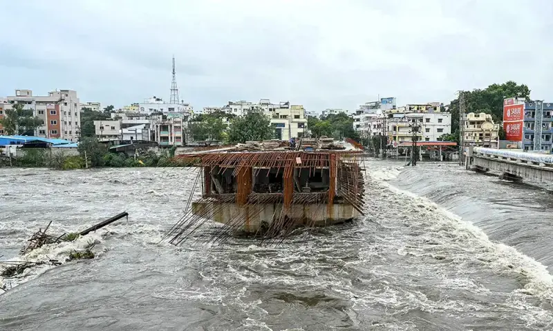 Sri Lanka seeks international aid after deadly cyclone