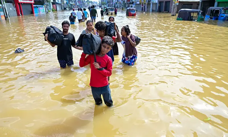 Pakistan sends 200 tons of aid to Sri Lanka after Cyclone Ditwa