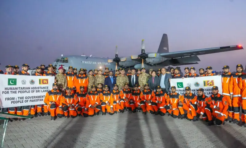 C-130 carrying Pakistan army team, relief supplies arrive in Colombo