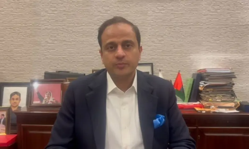 Karachi mayor allocates Rs100,000 monthly to UCs for manhole covers, streetlights