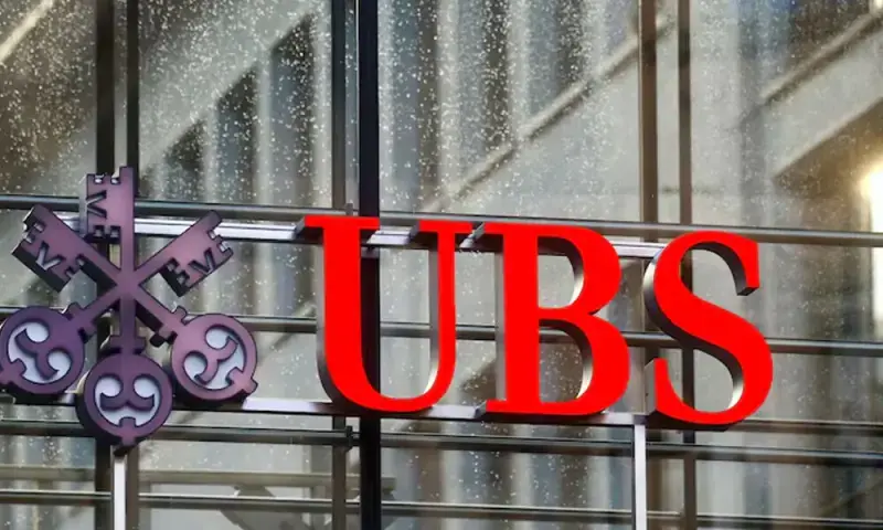 UBS shares hit 17 year-high as Swiss lawmakers pitch capital compromise