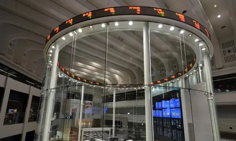 Japan’s Nikkei sinks as tech shares track US peers lower