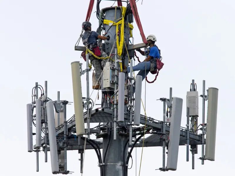 China Mobile Pakistan seeks application of industrial power tariff amid high energy costs