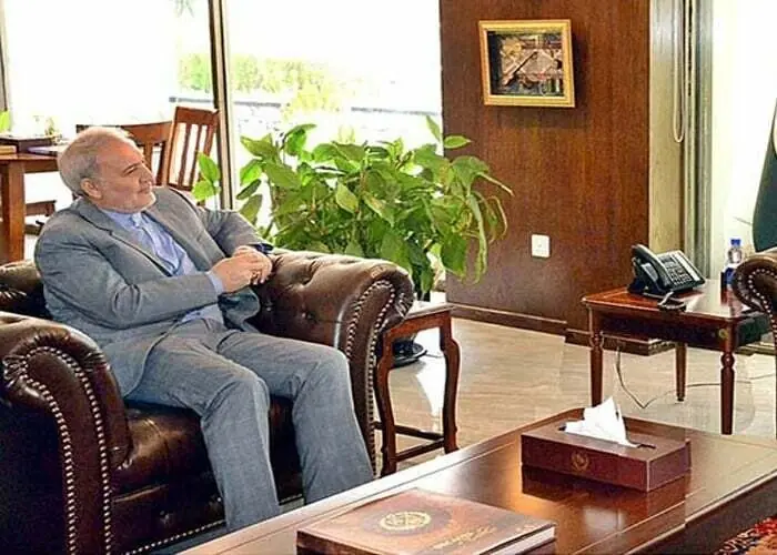 Dar welcomes envoy of Iran Amiri Moghaddam
