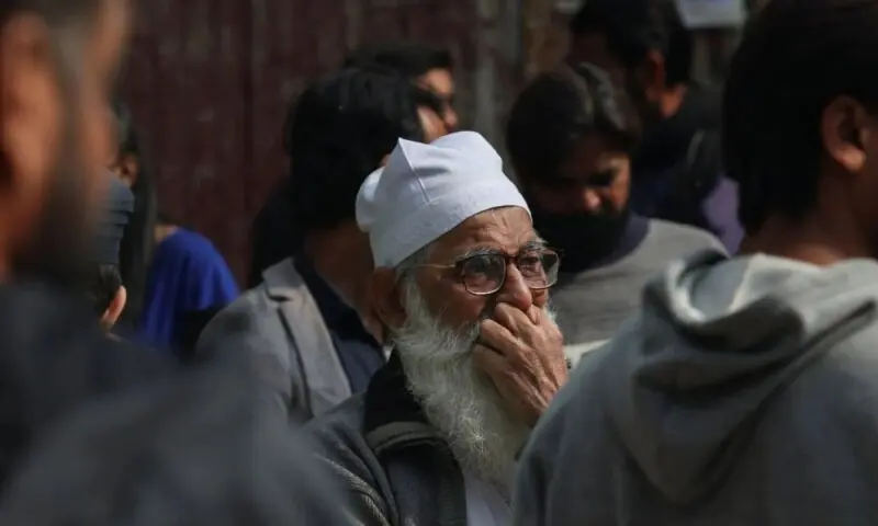 A man grieves after he lost his shop, following a massive fire that broke out in the Gul Plaza Shopping Mall in Karachi on January 19, 2026.  Photo: Reuters