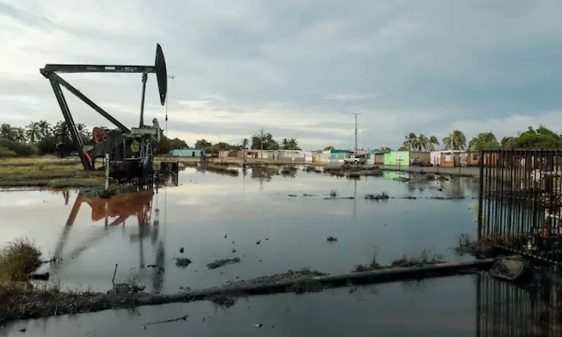 US allows China to purchase Venezuelan oil but not at ‘undercut’ prices of Maduro days, official says