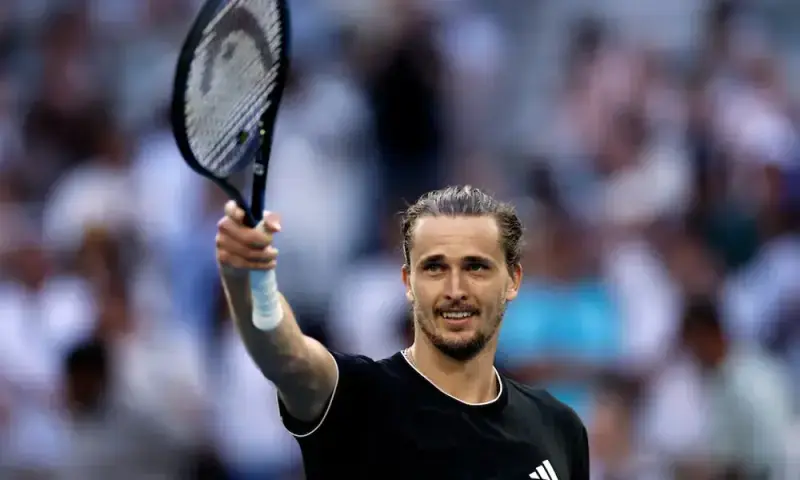 Pain-free Zverev blasts into Australian Open semi-finals