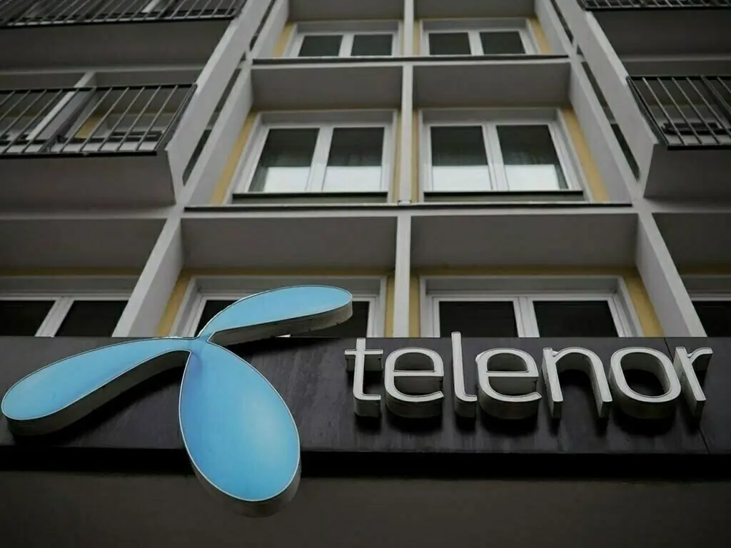 Telenor partnership with Four Brothers Group
