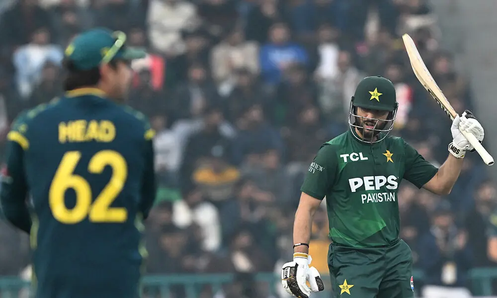 Pakistan set 199-run target in second T20I against Australia