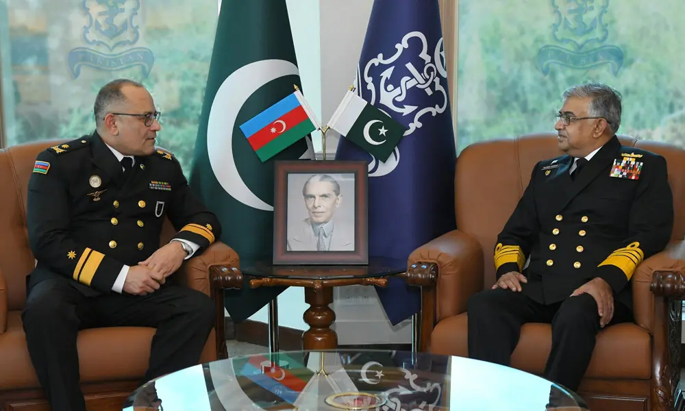 Pakistan, Azerbaijan pledge to strengthen defence ties