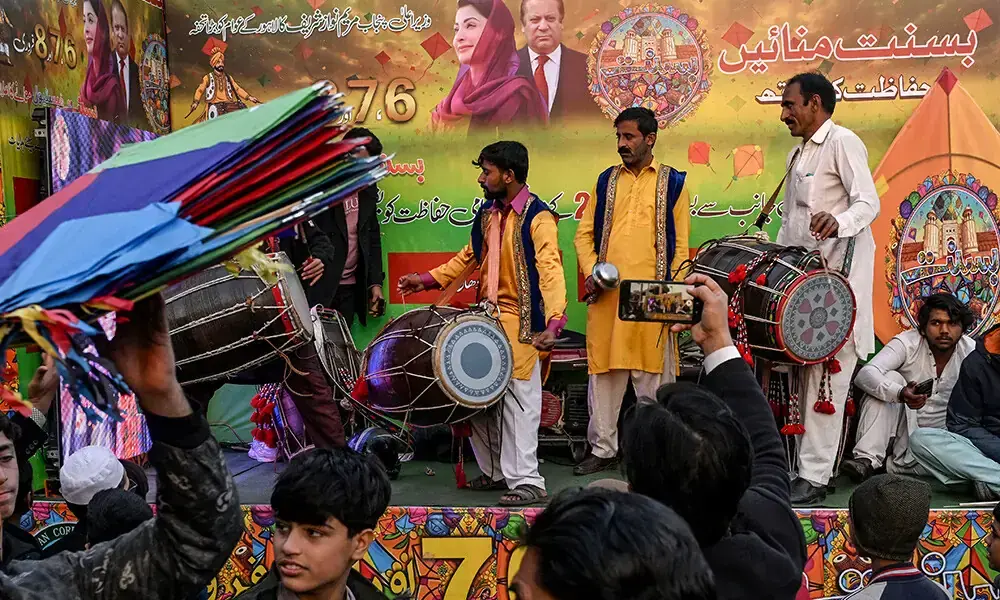 Foreigners enjoy Basant in Lahore