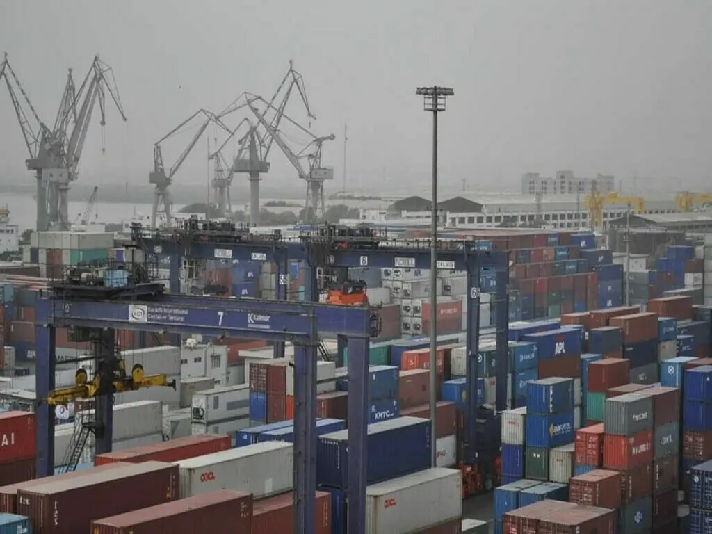 Shipping agents, freight forwarders told to refund illegal charges