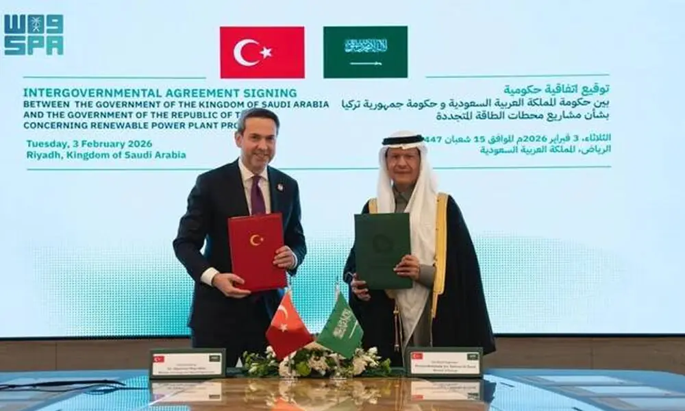 Turkiye, Saudi sign major solar power deal