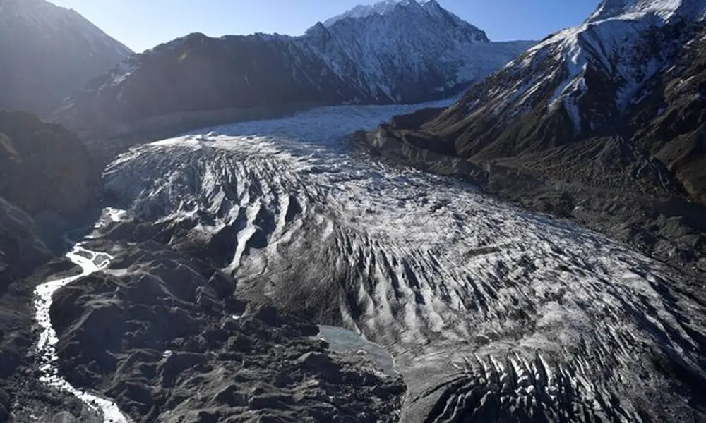 Abnormal temperature surge may accelerate glacial floods risk in northern Pakistan: PMD