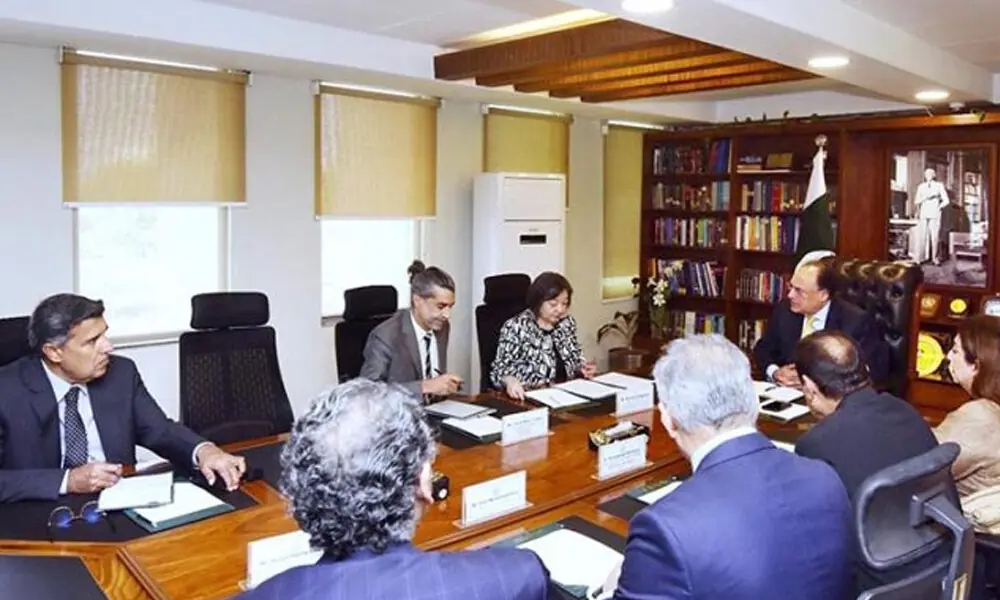 World Bank official, minister discuss how to strengthen ties under CPF