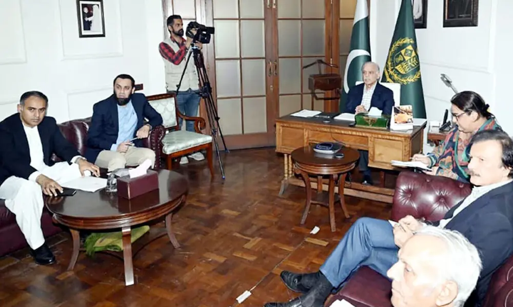 PM Shehbaz reiterates govt’s resolve to maintain economic stability