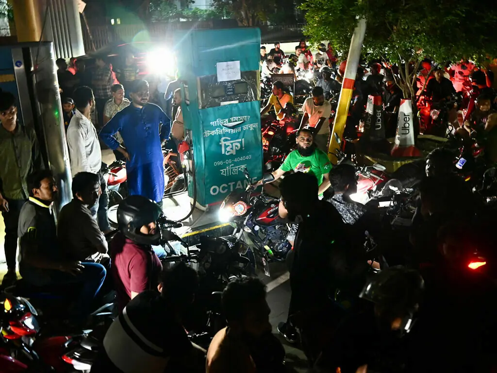 Bangladesh hikes bottled gas as Mideast energy crisis deepens