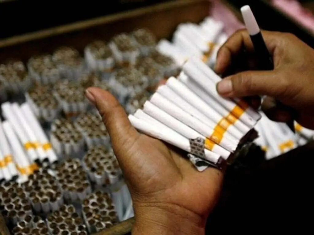 Illegal cigarette factory busted in Chunian; two arrested
