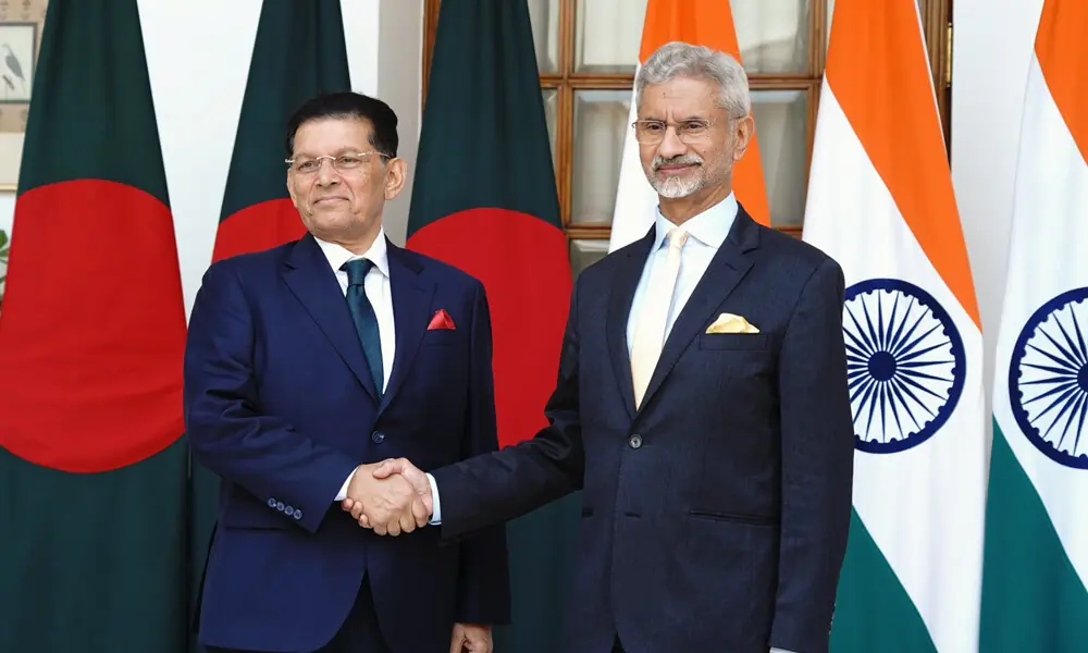 Bangladesh FM in India, most senior visit since 2024 uprising