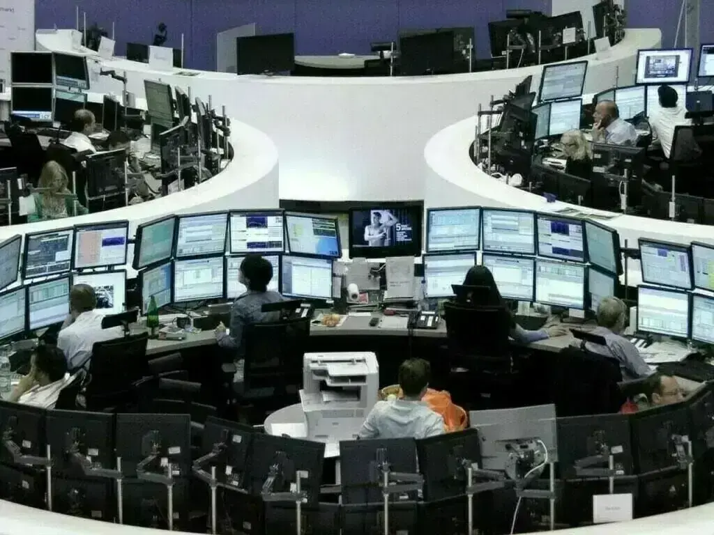 European shares pause after rally as US-Iran truce shows signs of strain