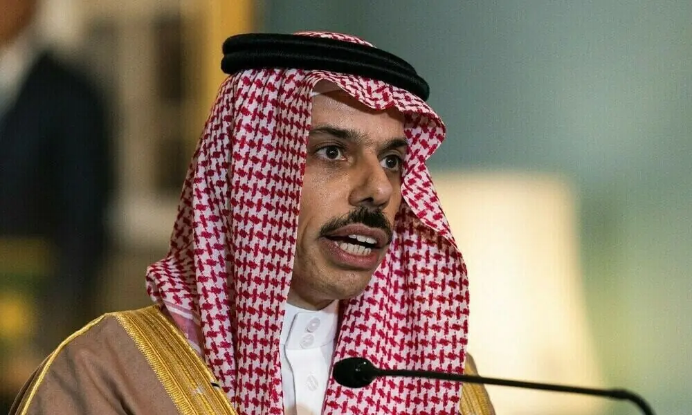 Saudi, Iranian FMs hold first call since start of war: Saudi ministry