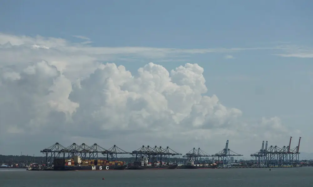 India grants waivers for some ships to deliver Iran cargoes